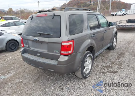2011 Ford Escape Xlt from USA, damaged, VIN 1FMCU9DG6BKA14999